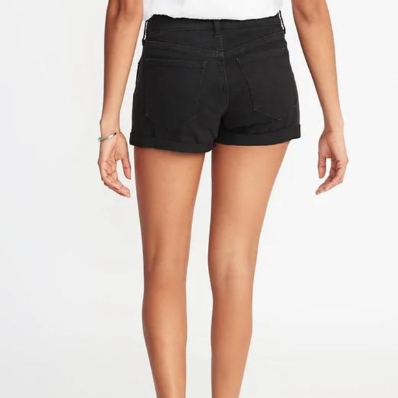 Mid-Rise Distressed Black Jean Boyfirend Shorts - Picture 2 of 4